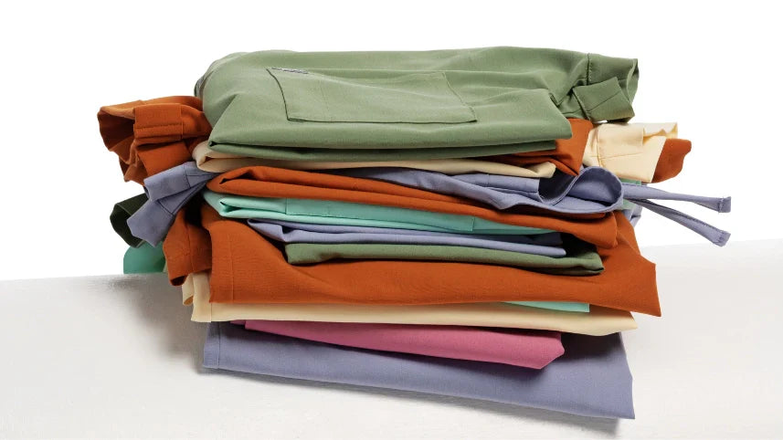 Jakie parametry powinien mieć materiał na odzież medyczną?