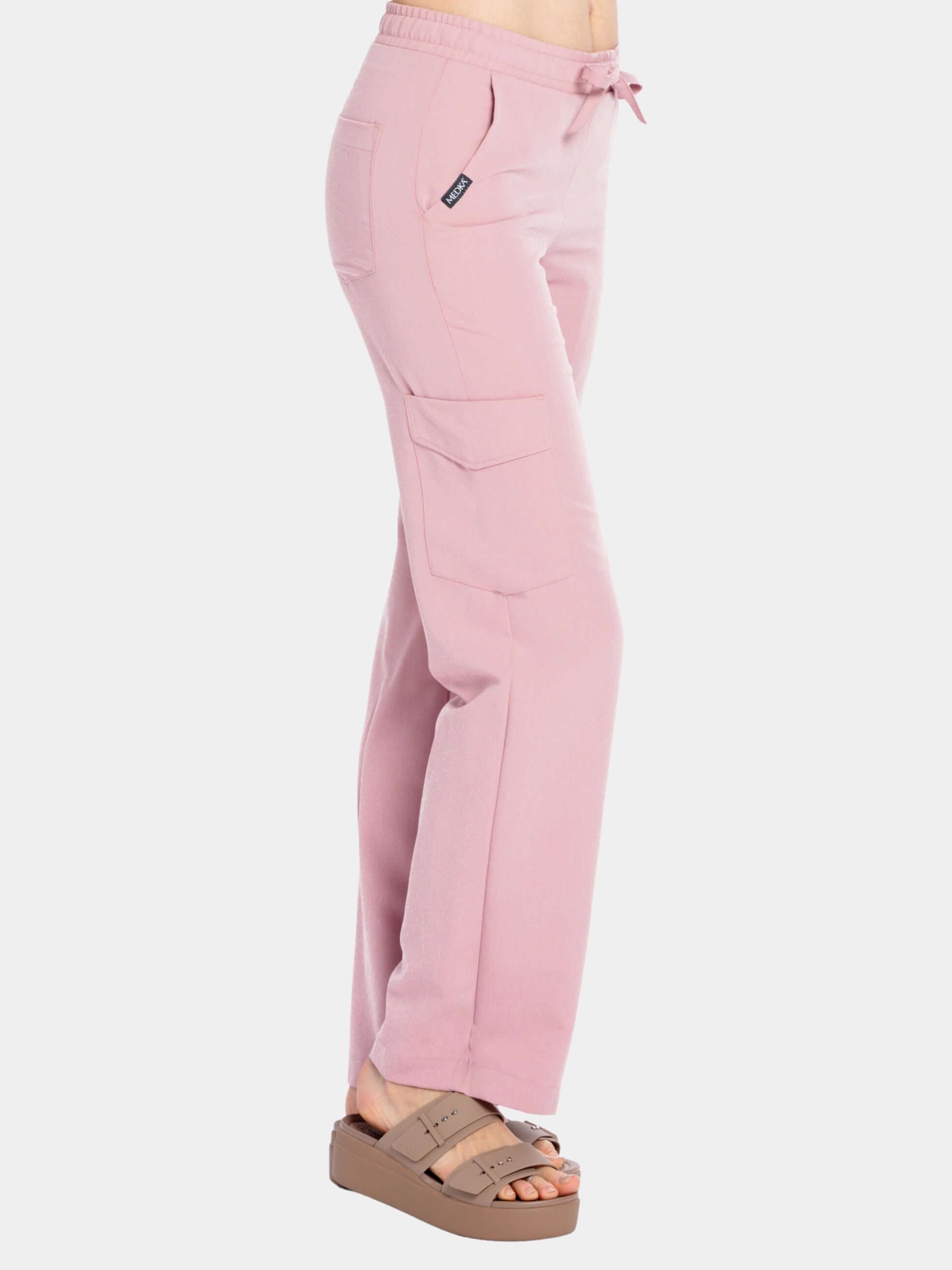 Spodnie medyczne damskie FLOW z szeroką nogawką misty rose