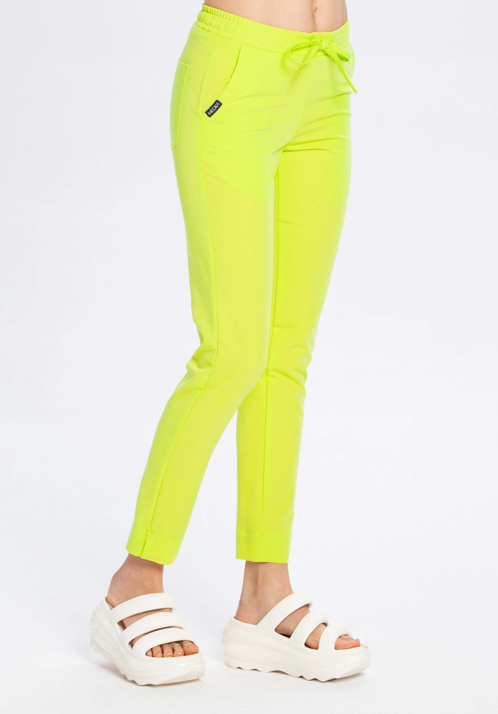 Spodnie medyczne damskie NESSA limonka