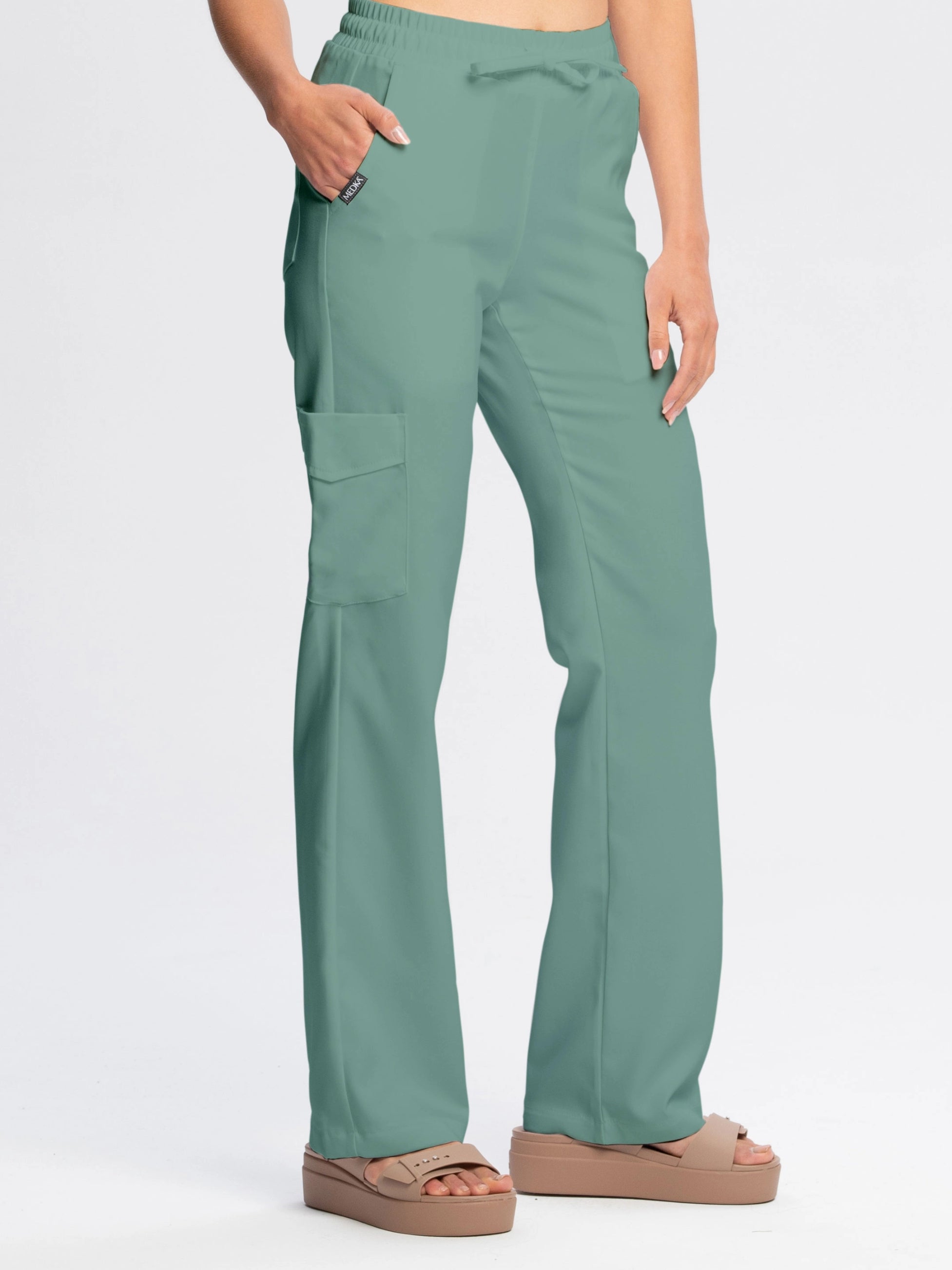 Spodnie medyczne damskie FLOW z szeroką nogawką oliwkowe