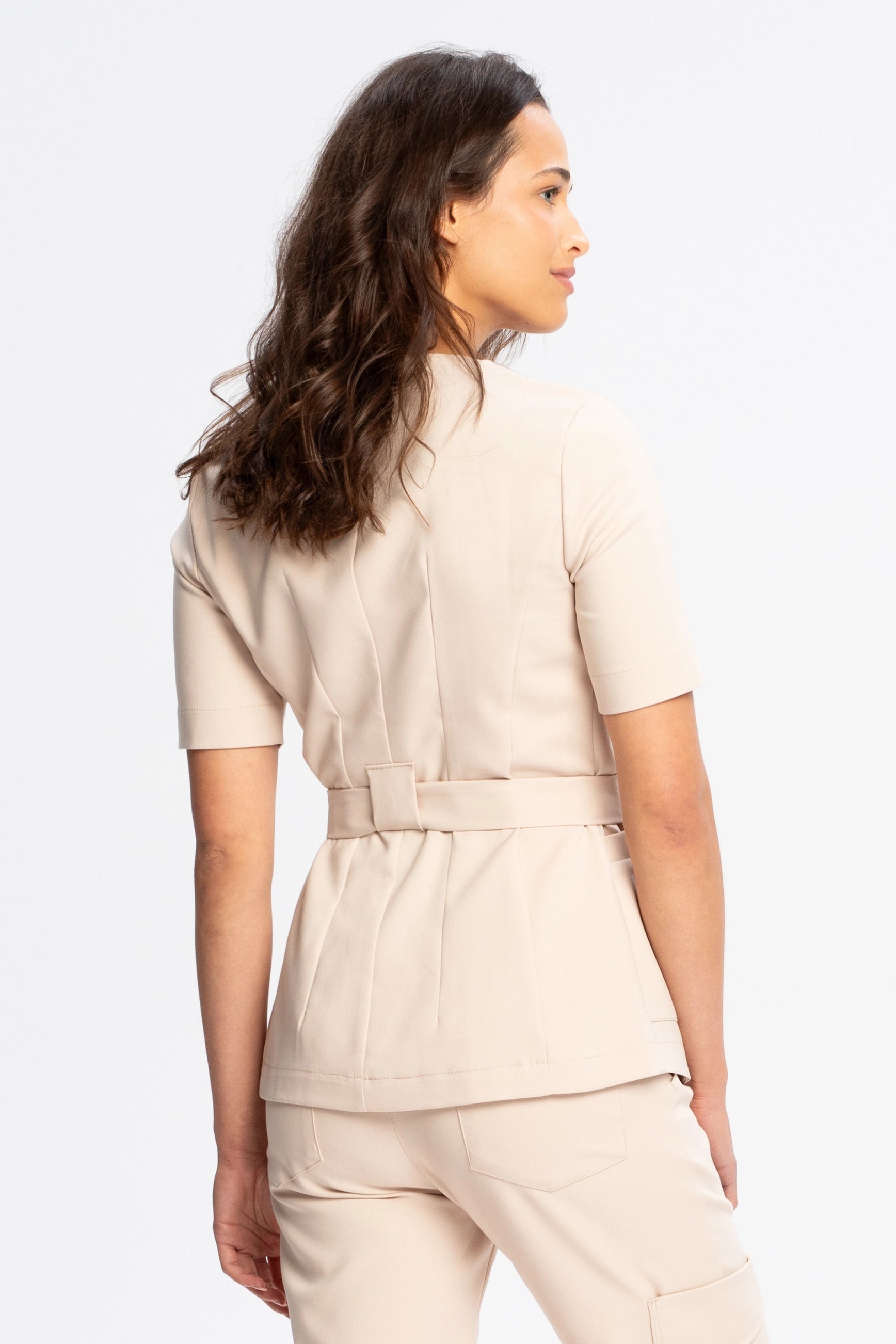 Tunika medyczna NAYA vanilla widok z tyłu