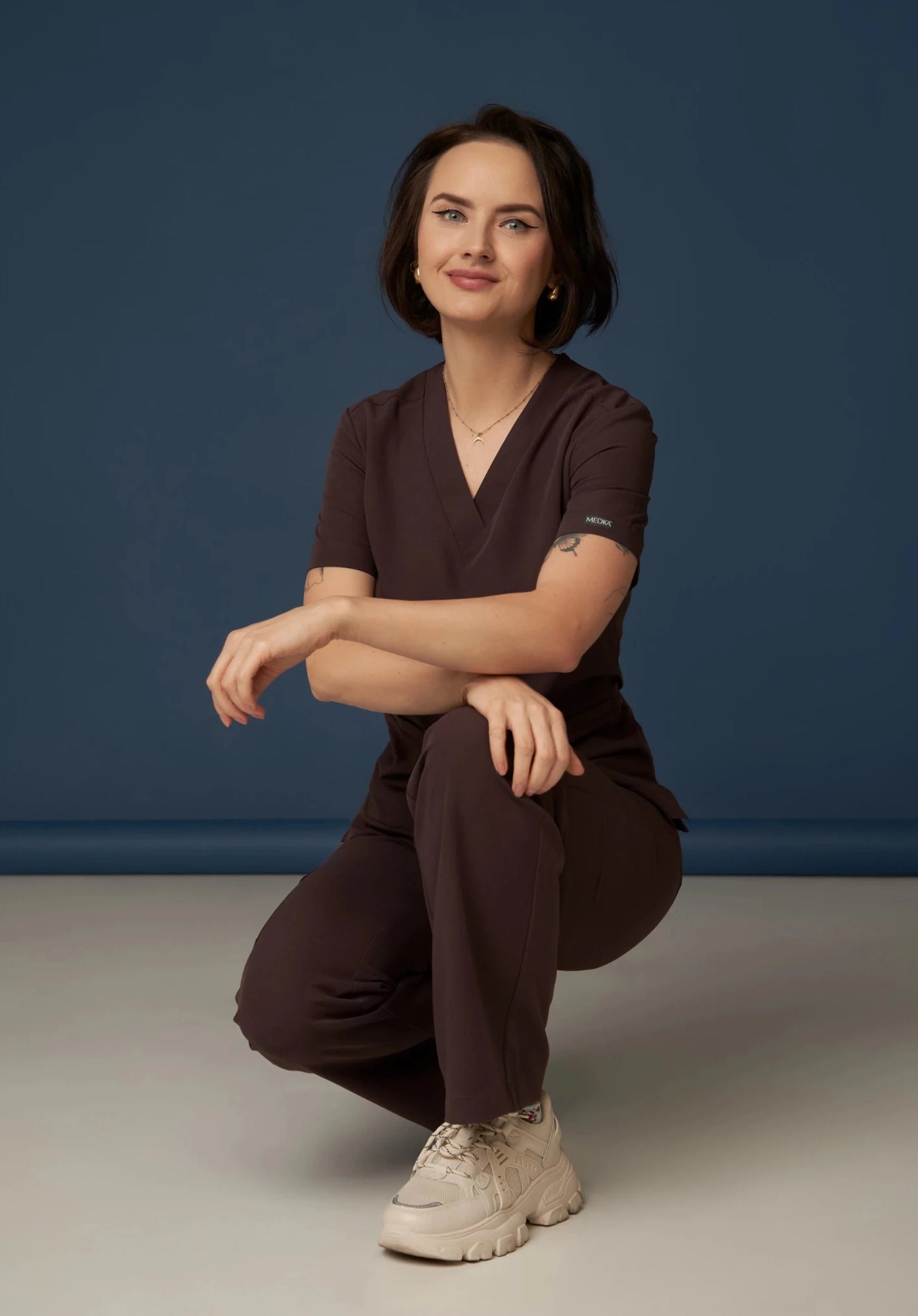Bluza medyczna damska - MOXI czekoladowa - Medka