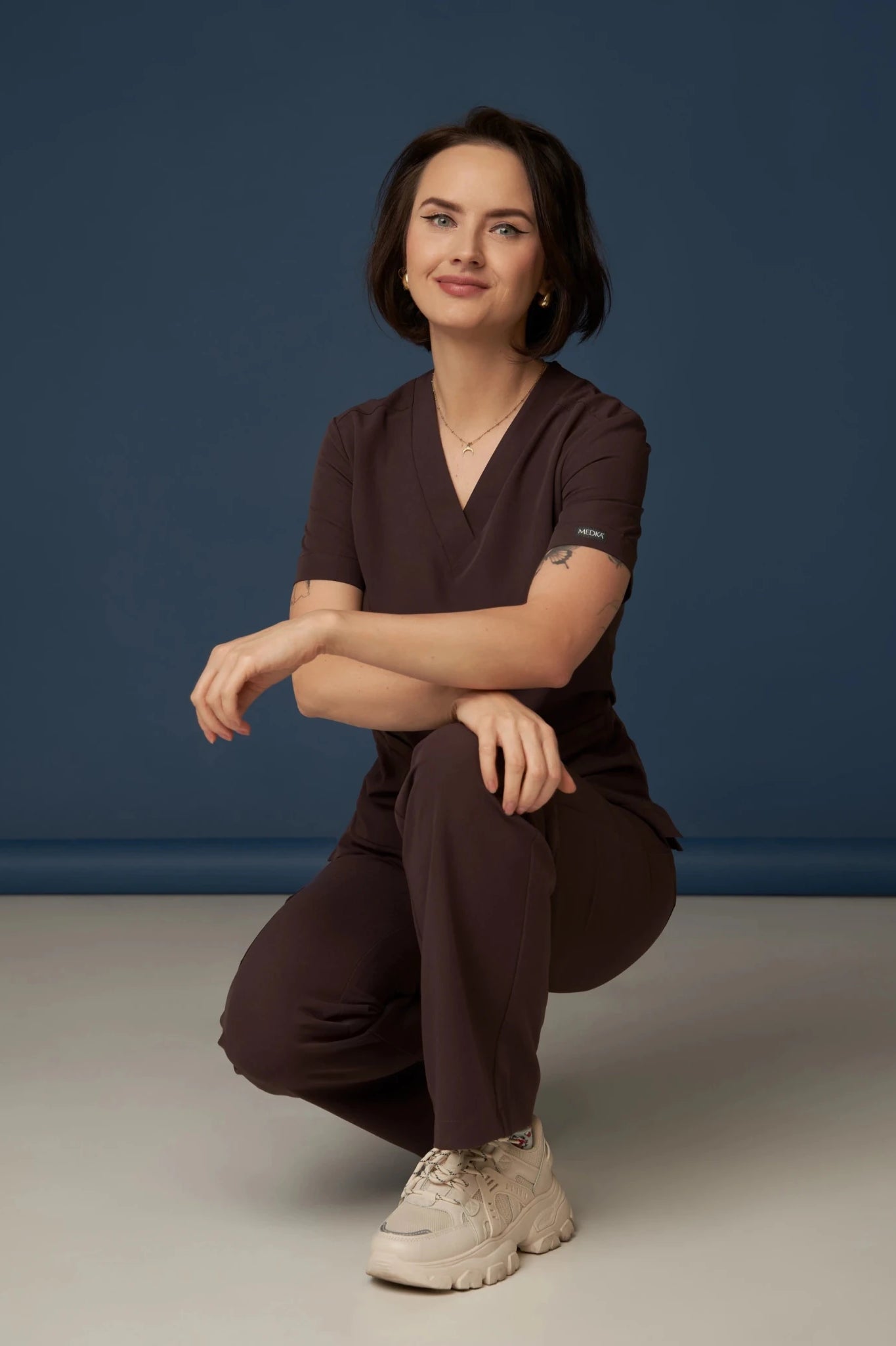 Bluza medyczna damska - MOXI czekoladowa - Medka