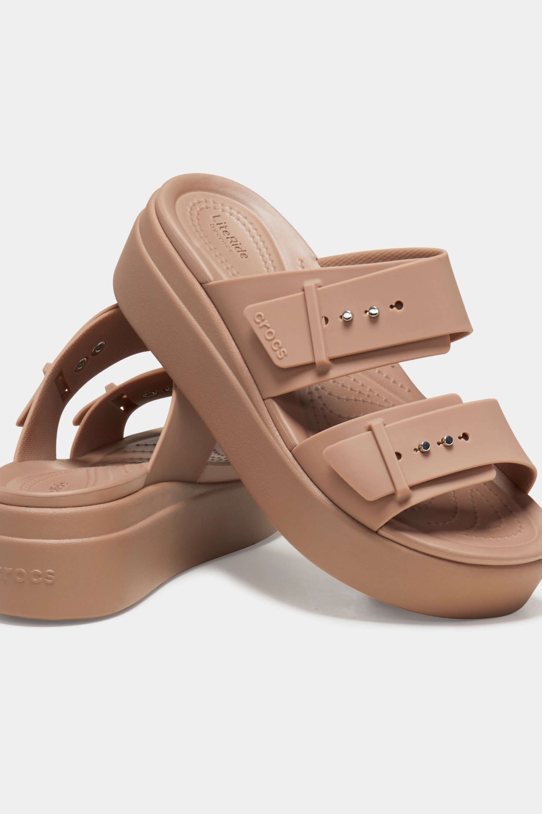 Buty medyczne Crocs Brooklyn latte
