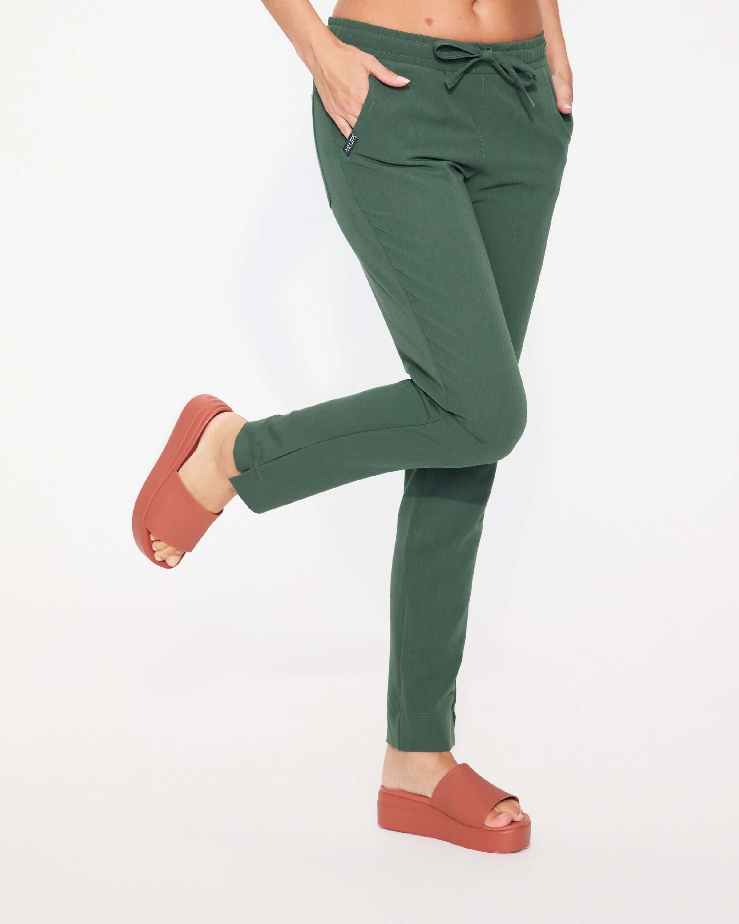 Spodnie medyczne damskie NESSA forest