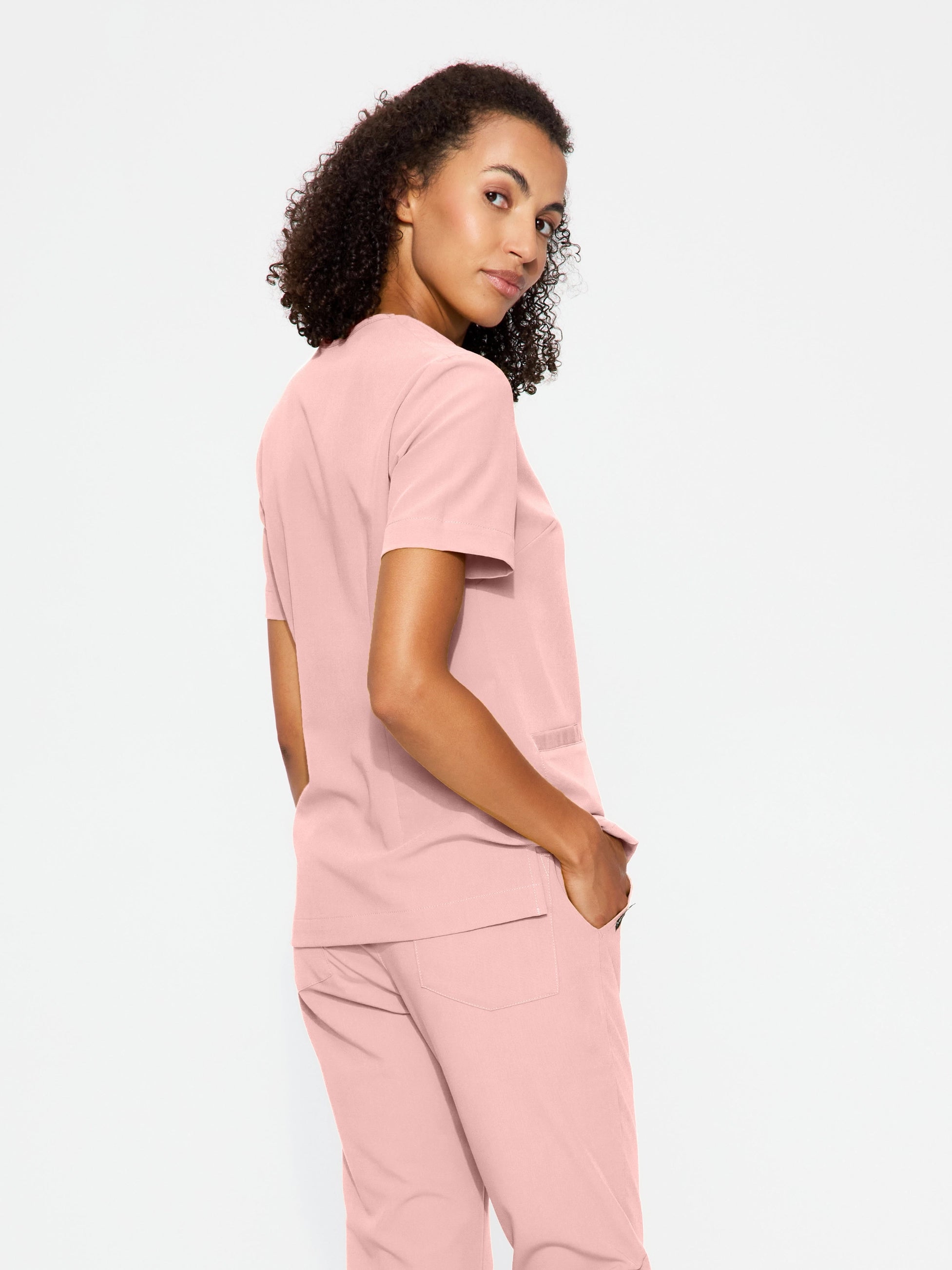 Bluza medyczna damska MOXI salmon pink tylny widok