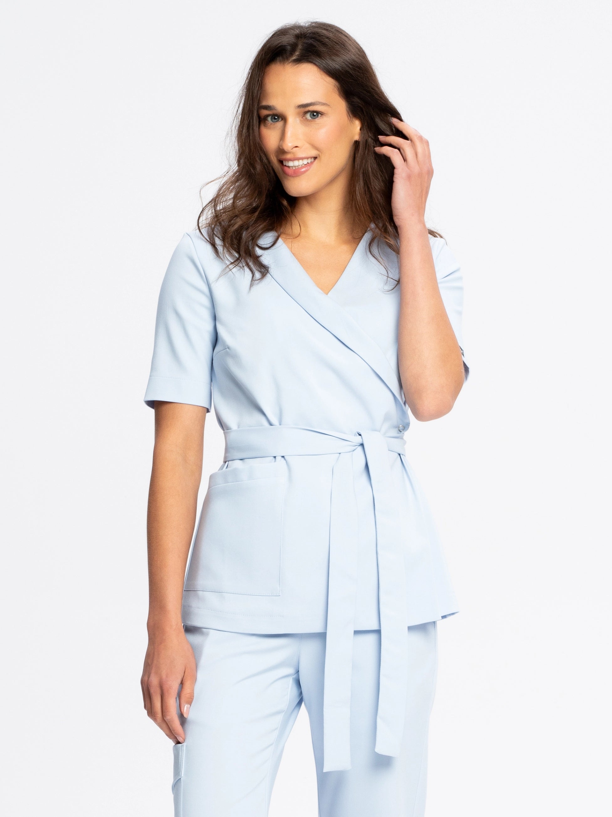 Tunika medyczna NAYA sky blue widok z przodu