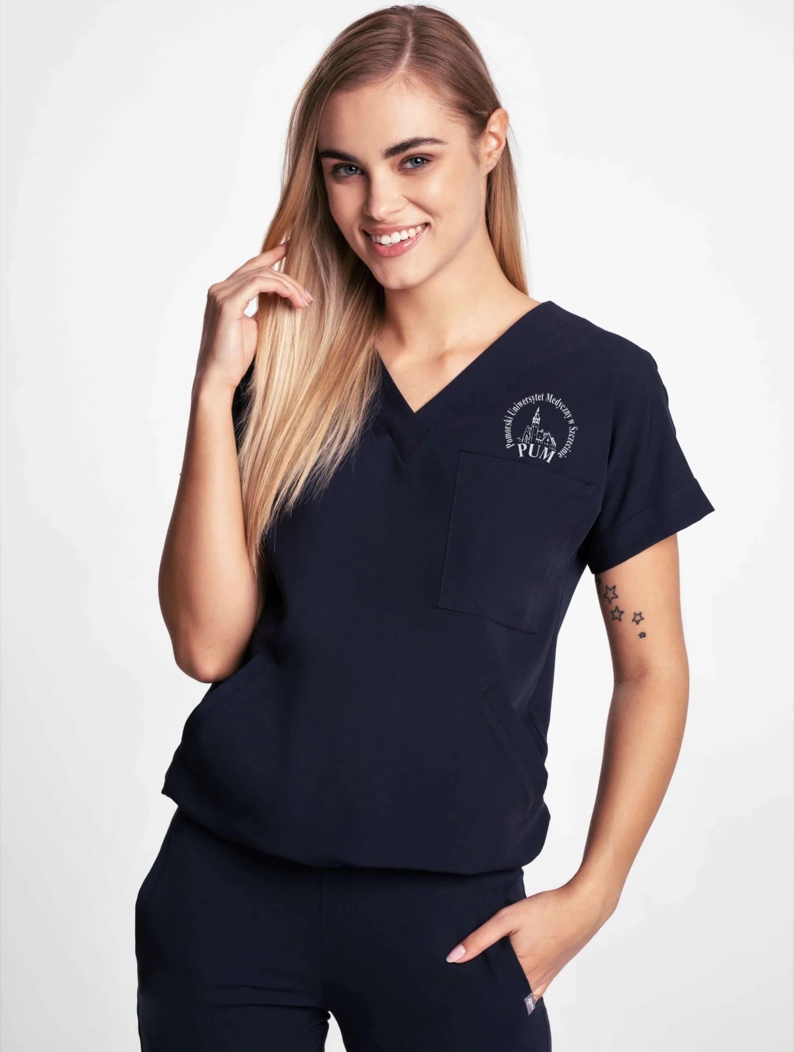 Bluza medyczna damska - WELT navy blue z logo PUM - Medka